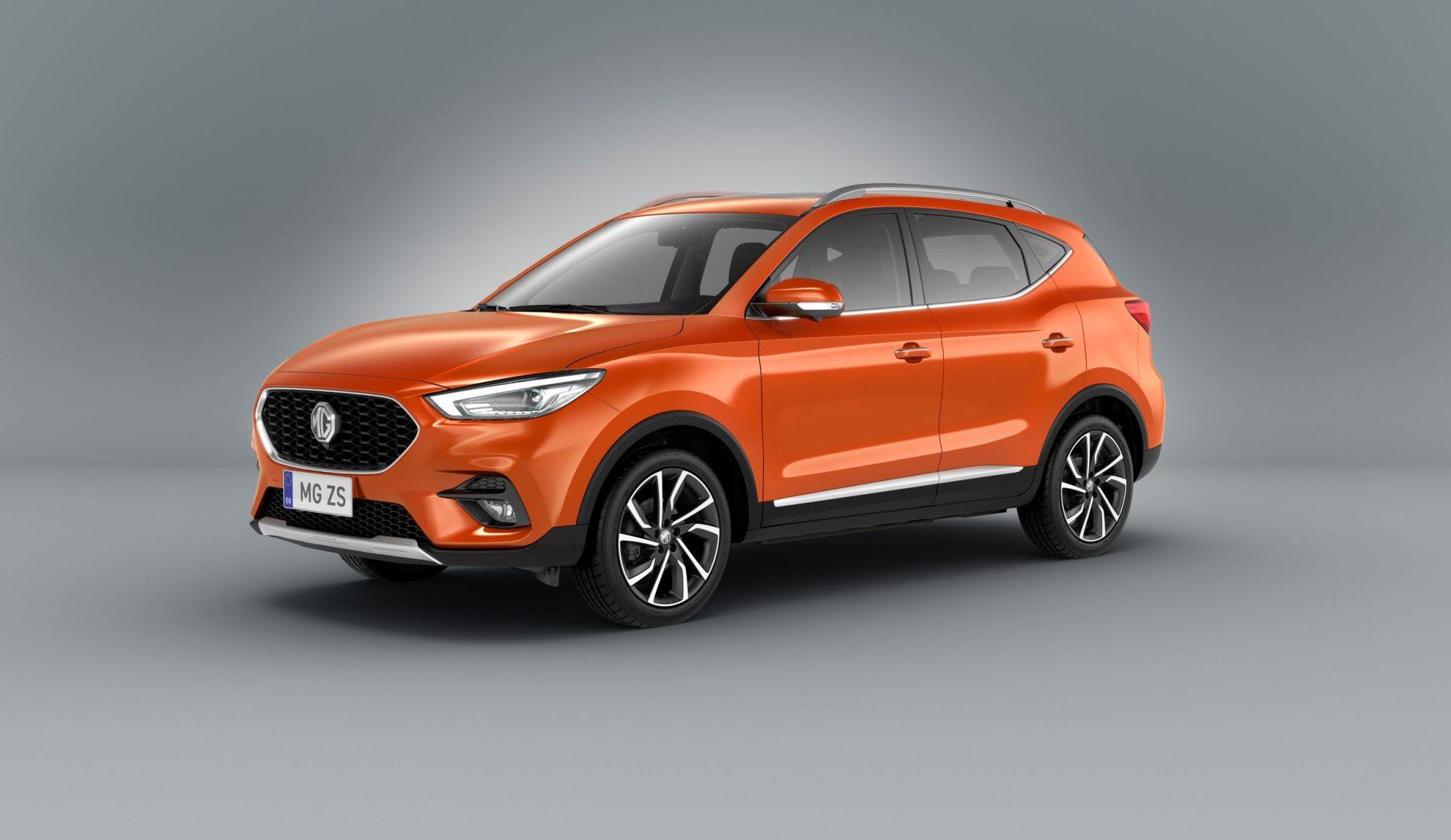 ZS_MCE_front3q_(0-00-00-00)